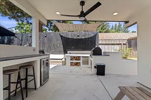 10850 Basie Way, Rancho Cordova, CA 95670 - Photo 13