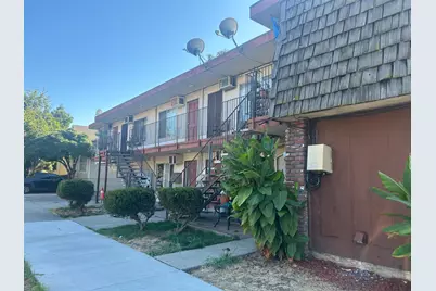 1135 N Sutter Street, Stockton, CA 95202 - Photo 1