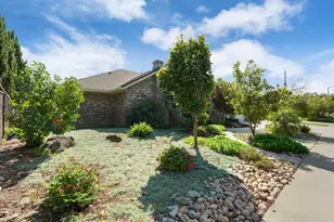 2432 W Vine St, Lodi, CA 95242 - Photo 3