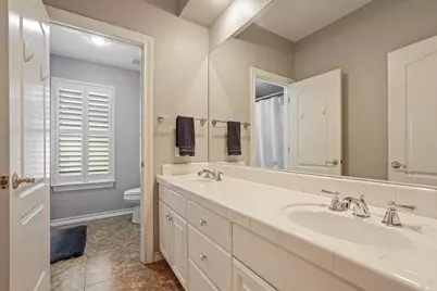 2432 W Vine Street, Lodi, CA 95242 - Photo 29