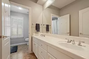 2432 W Vine St, Lodi, CA 95242 - Photo 29