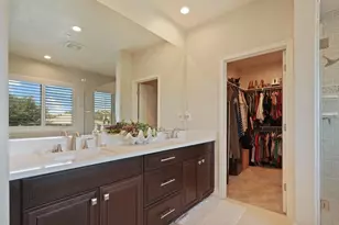 2585 Buttercup Dr, Lodi, CA 95242 - Photo 29