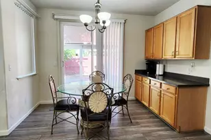 8669 Banton Cir, Elk Grove, CA 95624 - Photo 19