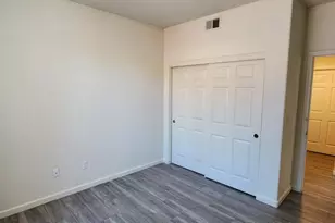 8669 Banton Cir, Elk Grove, CA 95624 - Photo 25