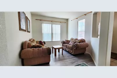 8669 Banton Circle, Elk Grove, CA 95624 - Photo 7