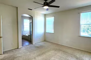 8669 Banton Cir, Elk Grove, CA 95624 - Photo 43