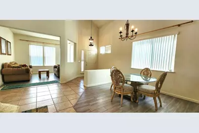 8669 Banton Circle, Elk Grove, CA 95624 - Photo 11