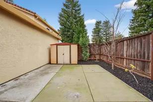 8304 Oakenshield Cir, Antelope, CA 95843 - Photo 37