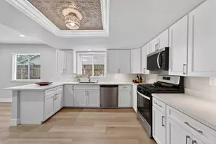 8304 Oakenshield Cir, Antelope, CA 95843 - Photo 9