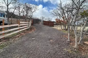 12230 Ponderosaa, Hornbrook, CA 96944 - Photo 15