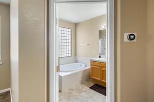 1559 Faulkner Dr, Roseville, CA 95747 - Photo 41