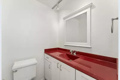 709 Woodside Ln E #2, Sacramento, CA 95825 - Photo 9