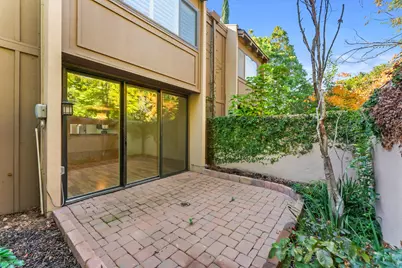 709 Woodside Ln E #2, Sacramento, CA 95825 - Photo 29