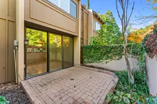 709 Woodside Ln E, Sacramento, CA 95825 - Photo 29