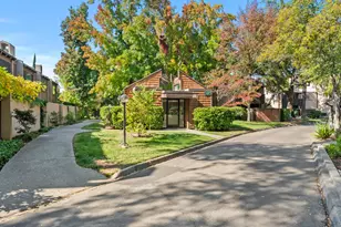 709 Woodside Ln E, Sacramento, CA 95825 - Photo 41