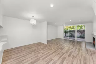 709 Woodside Ln E, Sacramento, CA 95825 - Photo 11