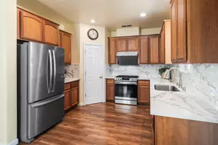 692 Humbert St, Folsom, CA 95630 - Photo 7