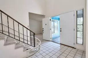 8831 Liscarney Way, Sacramento, CA 95828 - Photo 3