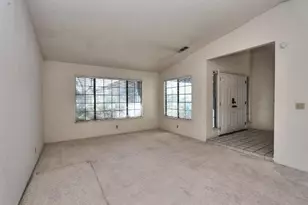 8831 Liscarney Way, Sacramento, CA 95828 - Photo 7