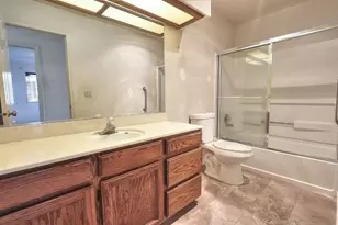 8831 Liscarney Way, Sacramento, CA 95828 - Photo 49