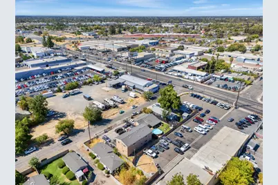 2436 Connie Drive, Sacramento, CA 95815 - Photo 13