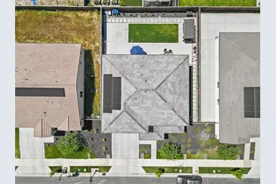 10037 Mount Hood Drive, Stockton, CA 95219 - Photo 9