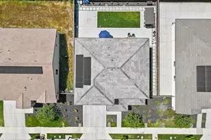 10037 Mount Hood Dr, Stockton, CA 95219 - Photo 9