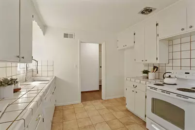1129 E. Alameda Street, Manteca, CA 95336 - Photo 15