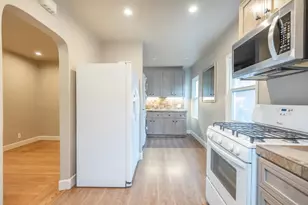 2229 24th St, Sacramento, CA 95818 - Photo 17