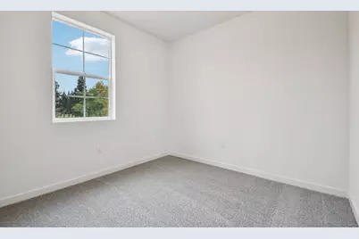 6451 Jacinto Avenue, Sacramento, CA 95823 - Photo 13