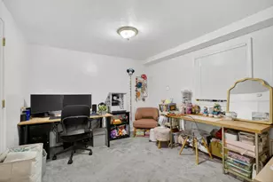 811 18th St, Sacramento, CA 95811 - Photo 61