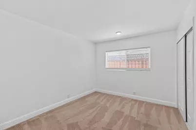 1266 Wimbledon Way, Manteca, CA 95336 - Photo 25