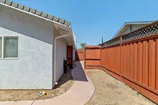 1266 Wimbledon Way, Manteca, CA 95336 - Photo 39