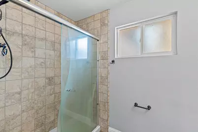 1266 Wimbledon Way, Manteca, CA 95336 - Photo 33