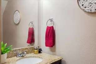 5975 Bamford Dr, Sacramento, CA 95823 - Photo 19