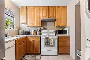 5975 Bamford Dr, Sacramento, CA 95823 - Photo 11