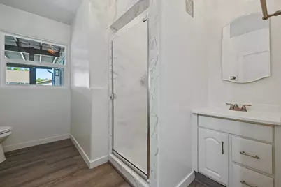 1321 W Orangeburg Avenue, Modesto, CA 95350 - Photo 21