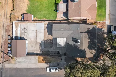 1321 W Orangeburg Avenue, Modesto, CA 95350 - Photo 37