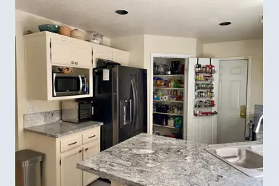 1713 Walnut Blossom Way, Modesto, CA 95355 - Photo 7