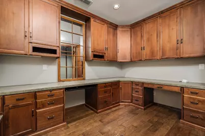 9817 Westminster Way, Elk Grove, CA 95757 - Photo 11