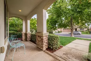 9817 Westminster Way, Elk Grove, CA 95757 - Photo 5