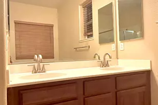 577 Brookhurst Blvd, Lathrop, CA 95330 - Photo 17