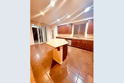 577 Brookhurst Boulevard, Lathrop, CA 95330 - Photo 7