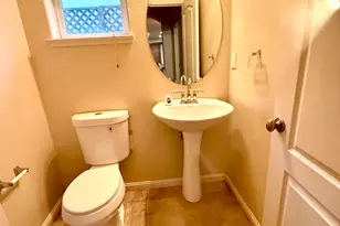 577 Brookhurst Blvd, Lathrop, CA 95330 - Photo 11