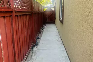 577 Brookhurst Blvd, Lathrop, CA 95330 - Photo 27