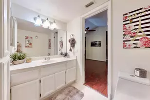 7340 Hamden Pl, Sacramento, CA 95842 - Photo 9