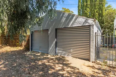 2533 Castro Way, Sacramento, CA 95818 - Photo 67