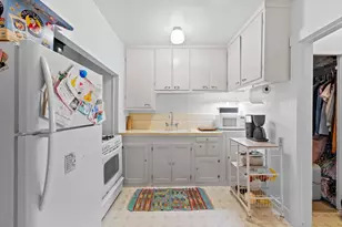 2533 Castro Way, Sacramento, CA 95818 - Photo 13