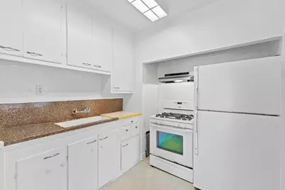 2533 Castro Way, Sacramento, CA 95818 - Photo 35