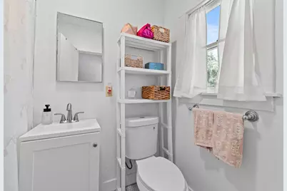 2533 Castro Way, Sacramento, CA 95818 - Photo 61